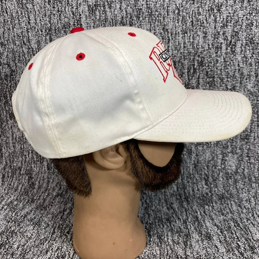 Vintage Cincinnati Reds Hat OC Outdoor Cap Snapback White MLB Genuine Red Logo